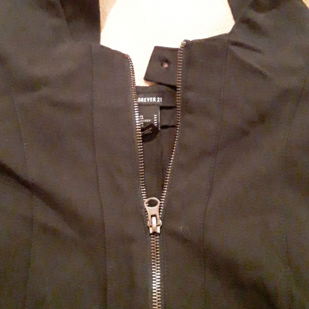 Dress - Picture 4 of 4